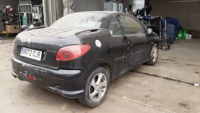 Veículo de Sucata peugeot 206 cc cc do ano 2001 alimentado nfu