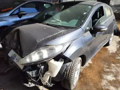 Veicolo di demolizione ford fiesta (cb1) trend dell'anno 2001 alimentato f6jd