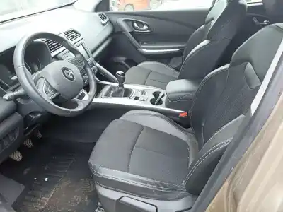 Veicolo di demolizione renault                                            kadjar                                                                                                                                                                                                                                                     zen 110 cv / 81 kw                                                                                                                                                                                                                                         dell'anno 2001 alimentato k9k646