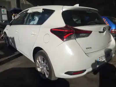 Veículo de Sucata toyota auris hybrid active do ano 2015 alimentado 2zr