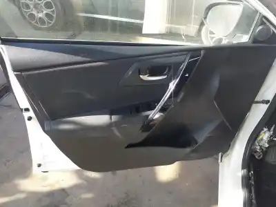 Veículo de Sucata toyota auris hybrid active do ano 2015 alimentado 2zr