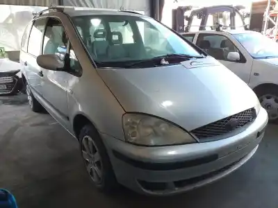 Veículo de Sucata ford galaxy (vy) ambiente do ano 2001 alimentado auy