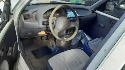 Veículo de Sucata nissan micra (k11) básico (k11) do ano 1994 alimentado cg10