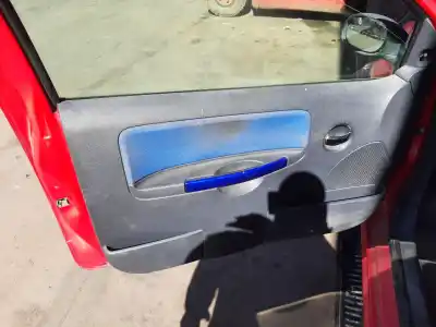 Veículo de Sucata citroen c2 furio do ano 2005 alimentado hfx