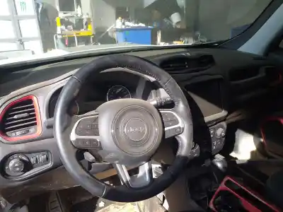 Verschrottungsfahrzeug jeep                                               renegade                                                                                                                                                                                                                                                   trailhawk 4wd                                                                                                                                                                                                                                              des jahres 2019 angetrieben 55283099
