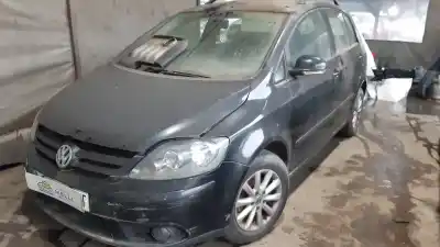 Vehicul casat volkswagen golf plus (5m1) highline al anului 2007 alimentat bxe