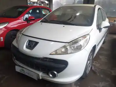 Scrapping Vehicle peugeot 207 confort of the year 2003 powered 8fs