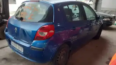 Veículo de Sucata renault clio iii emotion do ano 2008 alimentado d4f740