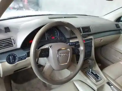 Veículo de Sucata audi a4 berlina (8e) 2.0 tdi 16v (103kw) do ano 2001 alimentado blb