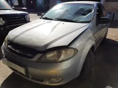Veículo de Sucata chevrolet lacetti se do ano 2001 alimentado f14d3