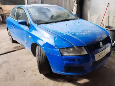 Veículo de Sucata fiat stilo (192) 1.9 jtd cat do ano 2005 alimentado 192a1000