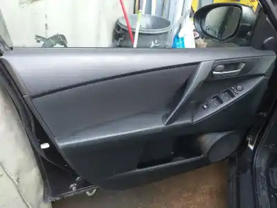 Vehicul casat mazda 3 lim. (bl) active al anului 2009 alimentat y6