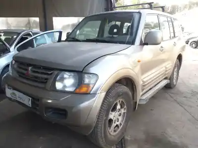 Vehicul casat MITSUBISHI MONTERO (V60/V70) 3.2 DI-D Avance al anului 2001 alimentat 4M41