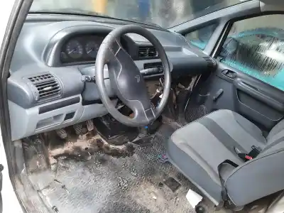 Vehicul casat citroen jumpy i (u6u_) 1.9 d 70 al anului 2003 alimentat wjy