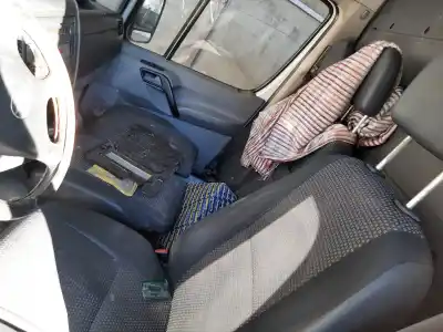 Vehicul casat mercedes-benz sprinterii caja cerrada (desde 01.06) 311/315 cdi 4x4 (906.631/633/635/637) 109 cv / 80 kw al anului 2007 alimentat 646.985