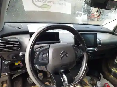 Veículo de Sucata citroen c4 cactus shine do ano 2001 alimentado bhy