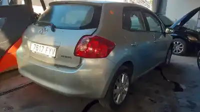 Veículo de Sucata toyota auris sol do ano 2001 alimentado 1zrfe