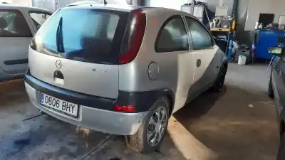 Scrapping Vehicle opel corsa c furgoneta/hatchback (x01) 1.7 di 16v (f08, w5l) of the year 2001 powered y17dtl