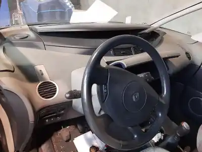 Здавання транспортного засобу renault espace iv (jk0) privilege року 2005 потужний g9t742