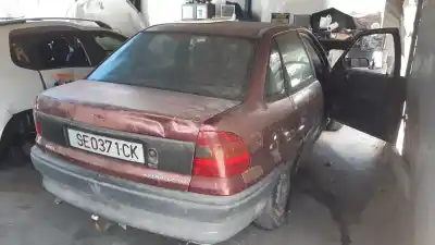 Verschrottungsfahrzeug opel astra f berlina básico des jahres 1995 angetrieben d-x17dtl