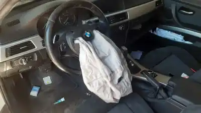 Veículo de Sucata bmw serie 3 touring (e91) 330d do ano 2010 alimentado n57d30a