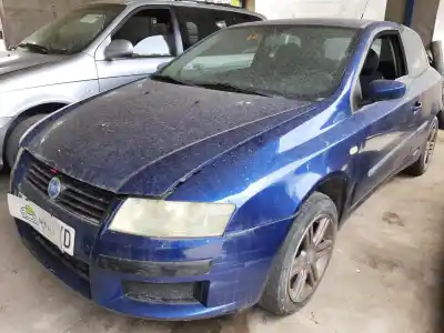 Veicolo di demolizione fiat stilo (192) 1.6 16v dell'anno 2004 alimentato 182b6000