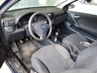 Veicolo di demolizione fiat stilo (192) 1.6 16v dell'anno 2004 alimentato 182b6000