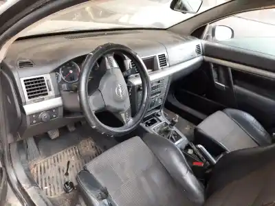 Veículo de Sucata opel vectra c berlina gts elegance do ano 2004 alimentado z19dth