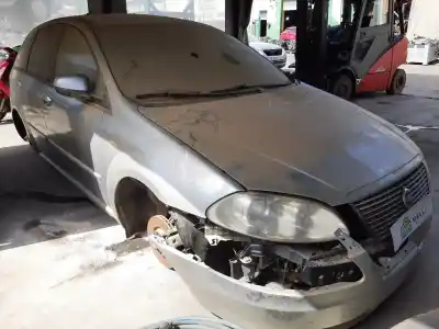 Veicolo di demolizione fiat croma (194_) 1.9 d multijet (194axc1b 194axc12) dell'anno 1962 alimentato 939a2000