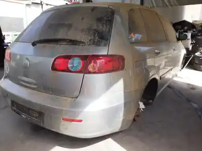 Veicolo di demolizione fiat croma (194_) 1.9 d multijet (194axc1b 194axc12) dell'anno 1962 alimentato 939a2000