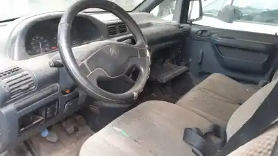 Veicolo di demolizione citroen jumpy combi confort (5/6 plazas) dell'anno 2001 alimentato d9b