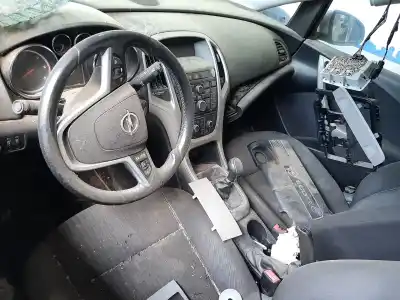 Scrapping Vehicle opel astra j (p10) 1.7 cdti (68) of the year 2011 powered a17dtj
