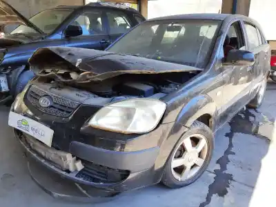 Vehicul casat KIA RIO 1.6 al anului 2006 alimentat G4ED