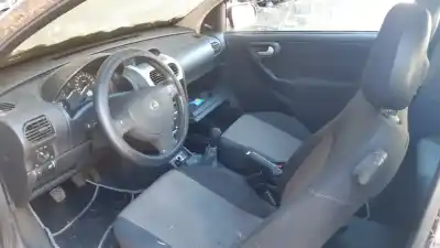 Scrapping Vehicle opel corsa c blue line of the year 2001 powered z12xe