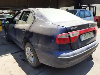 Veículo de Sucata seat toledo (1m2) stella do ano 2002 alimentado azd