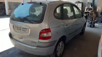 Scrapping Vehicle renault scenic (ja..) 1.9 dci authentique of the year 2002 powered f9q732
