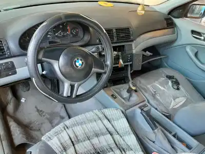 Veículo de Sucata bmw serie 3 berlina (e46) 320d do ano 2004 alimentado 204d1