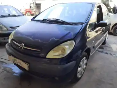 Vehículo de desguace CITROEN XSARA PICASSO 2.0 HDi del año 2000 con motor RHY