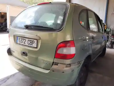 Scrapping Vehicle renault scénic i monospace (ja0/1_, fa0_) 1.9 dti (ja1u) of the year 2002 powered f9q744