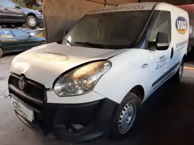 Verschrottungsfahrzeug fiat doblo cargo basis kasten des jahres 2014 angetrieben 263a2000