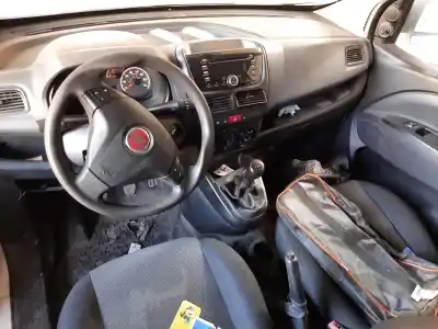 Verschrottungsfahrzeug fiat doblo cargo basis kasten des jahres 2014 angetrieben 263a2000