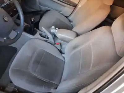 Vehicul casat kia cerato i fastback (ld) 1.6 al anului 2005 alimentat g4ed