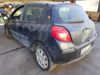 Veículo de Sucata renault clio iii emotion do ano 2006 alimentado k9k