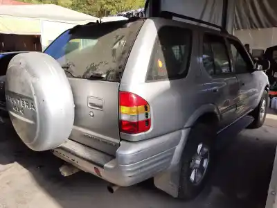 Veicolo di demolizione opel frontera b olympus dell'anno 2002 alimentato y22dth