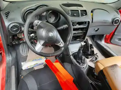 Scrapping Vehicle alfa romeo                                         gt (125)                                                                                                                                                                                                                                                   1.9 jtd 16v 150/ distinctive of the year 2004 powered 937a5000