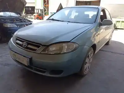 Veículo de Sucata daewoo lacetti sx do ano 2004 alimentado f16d3