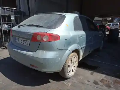 Veículo de Sucata daewoo lacetti sx do ano 2004 alimentado f16d3