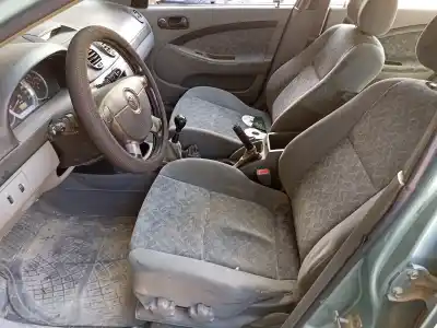 Veículo de Sucata daewoo lacetti sx do ano 2004 alimentado f16d3