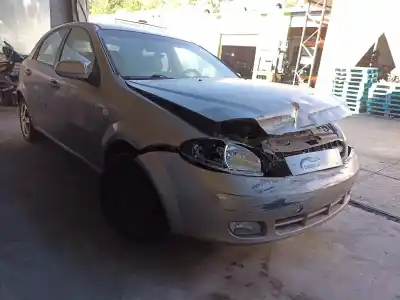 Veicolo di demolizione CHEVROLET LACETTI SX dell'anno 2001 alimentato Z20SD