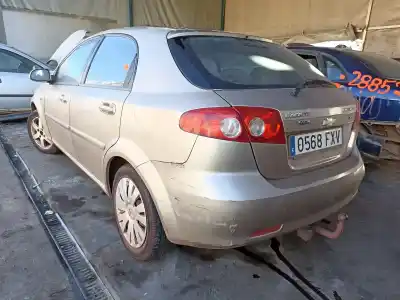 Sloopvoertuig chevrolet lacetti sx van het jaar 2001 aangedreven z20sd